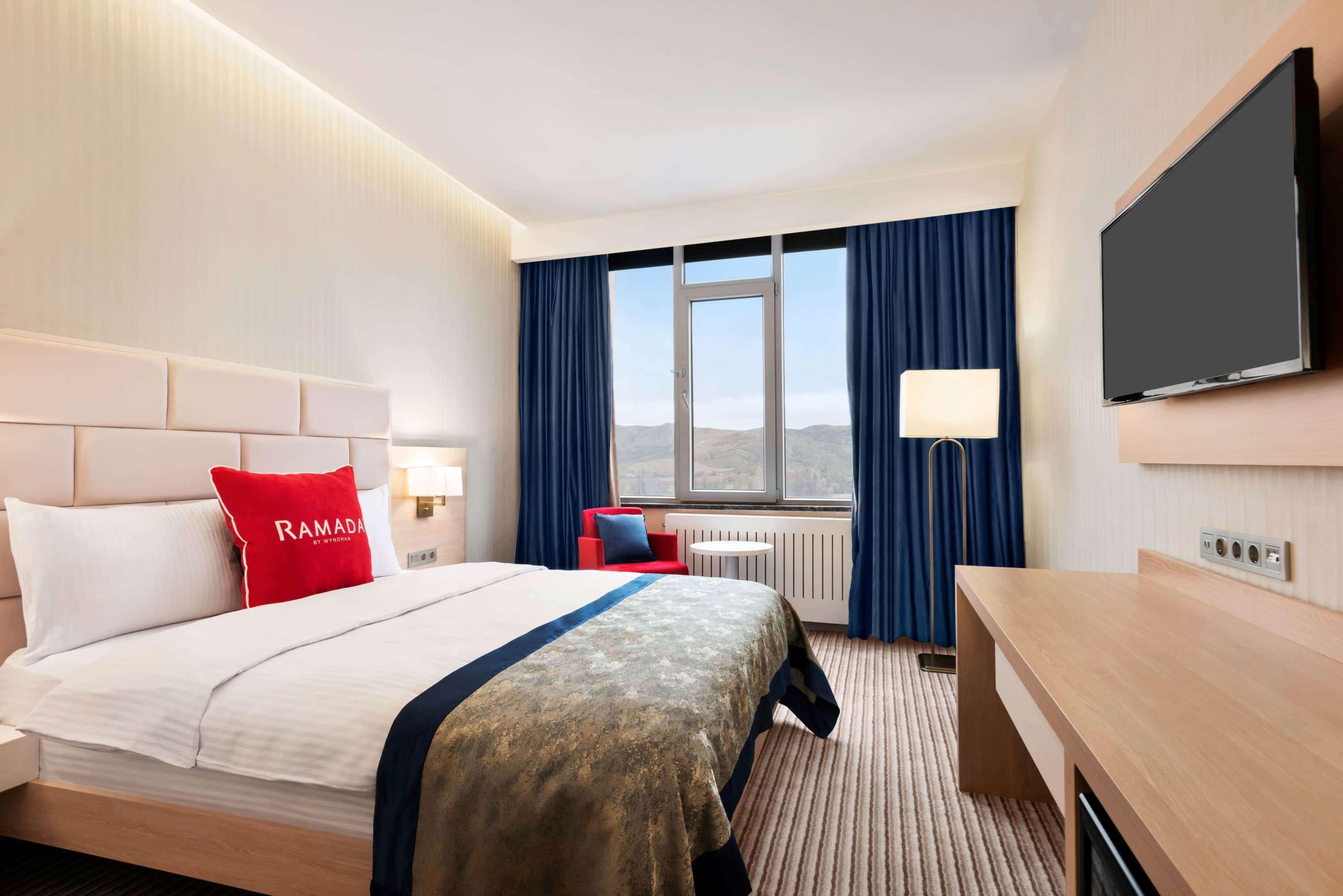 Ramada By Wyndham Sivas Ξενοδοχείο Εξωτερικό φωτογραφία